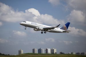 New United Express E175