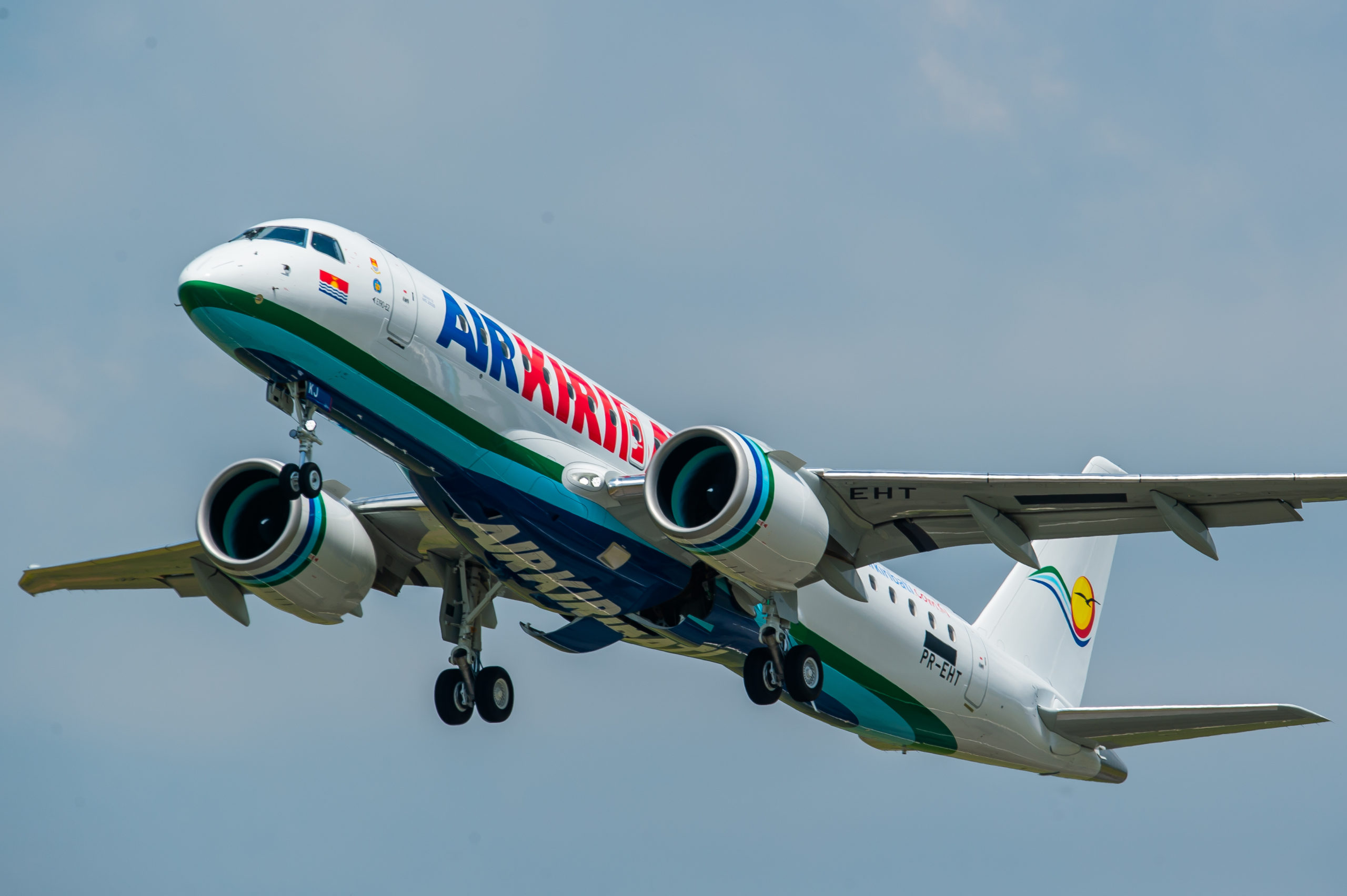 Azorra Aviation delivers an Embraer E190 Aircraft to WDL Aviation, 2019 ...